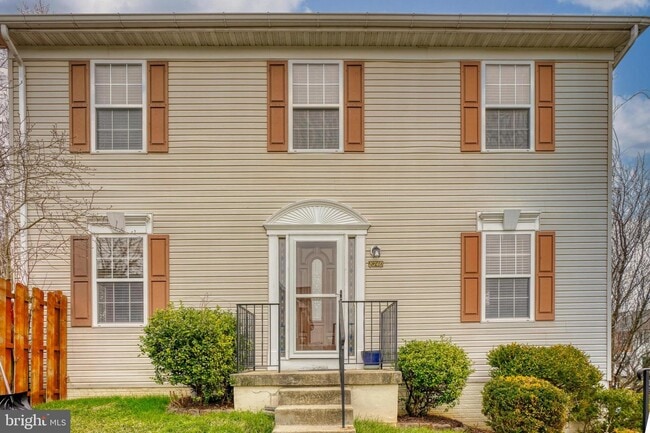 Building Photo - 8740 Jarwood Rd