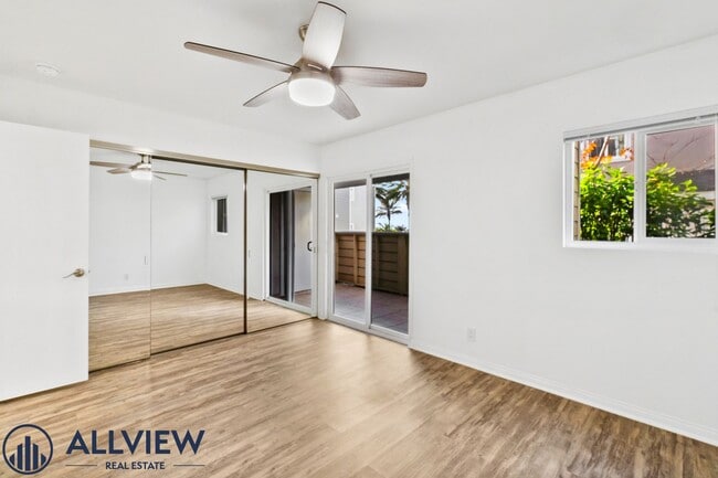 Building Photo - Remodeled 2 Bed, 2 Bath Condo with Ocean V...