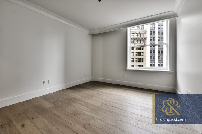 Building Photo - 680 Market St