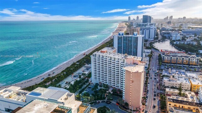 Building Photo - 2899 Collins Ave