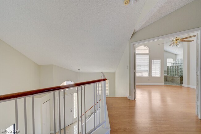 Building Photo - 2616 Camphor Tree St