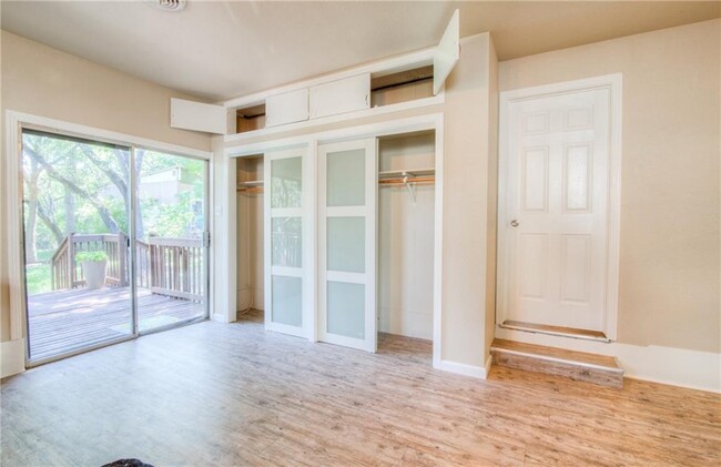 Building Photo - 1603 Lightsey Rd