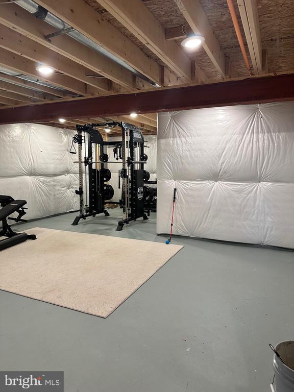 Building Photo - 7045 Eaglehead Dr