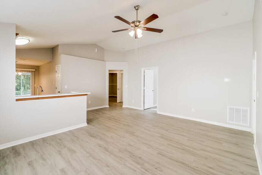 Building Photo - 22501 Crows Nest Ct