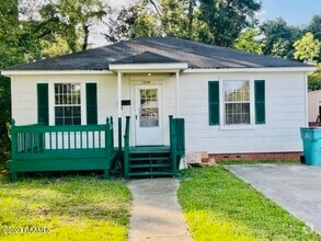 Building Photo - 1339 Cherokee Dr