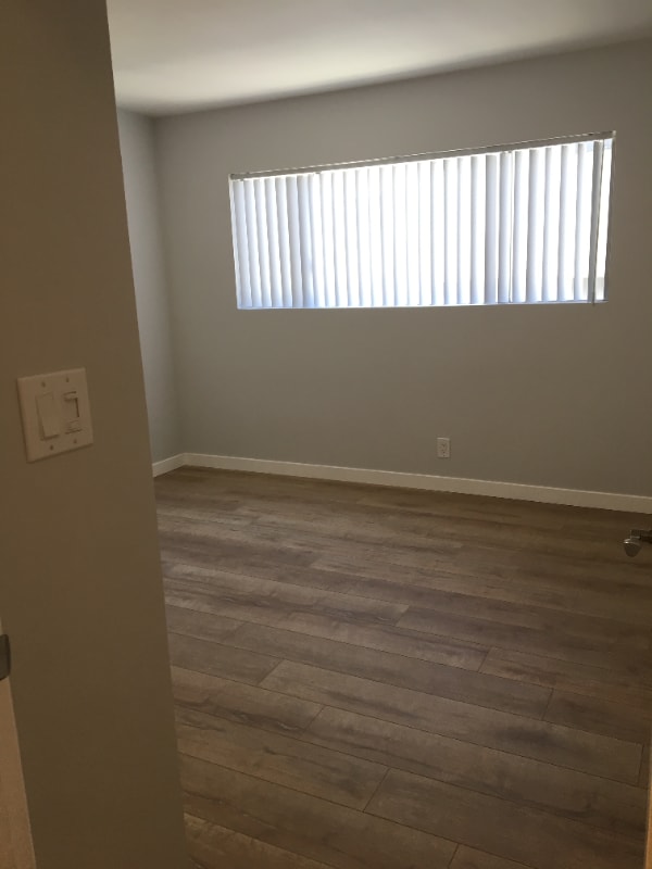 Building Photo - 5300 Fairview Blvd
