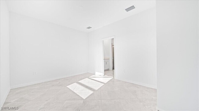 Building Photo - 14694 White Pearl Rd