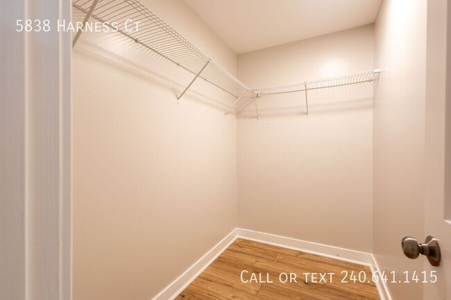 Building Photo - 5838 Harness Ct