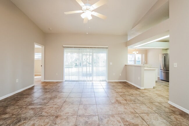 Building Photo - 187 Cougar Way