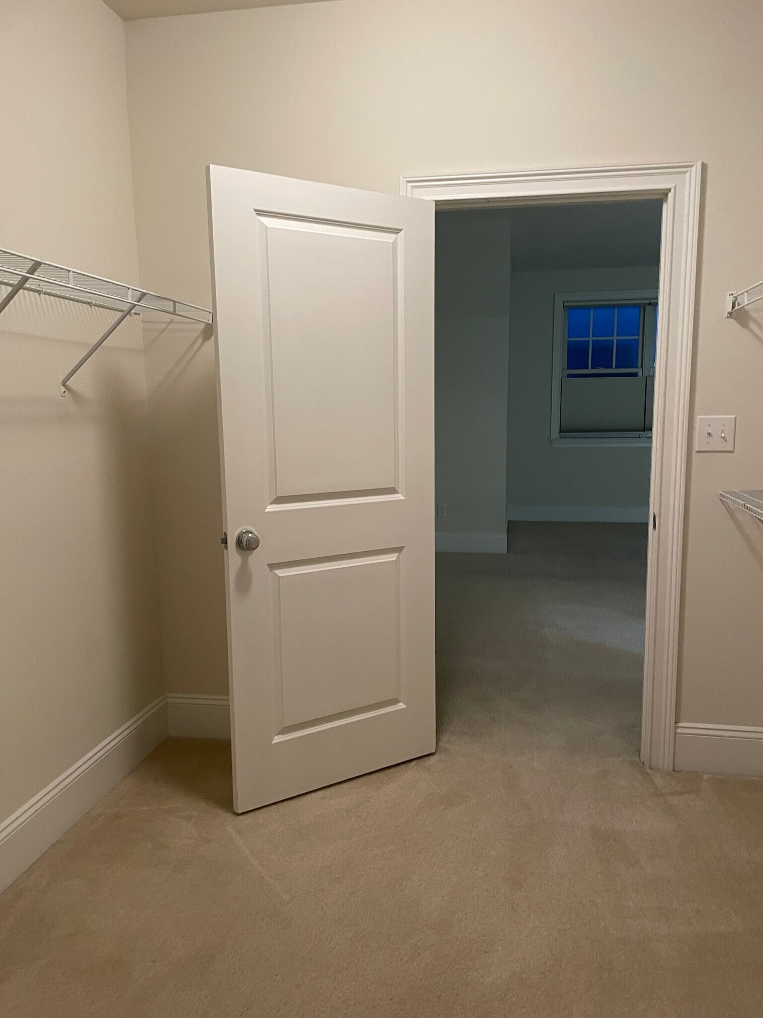 Building Photo - 18865 Bethpage Dr