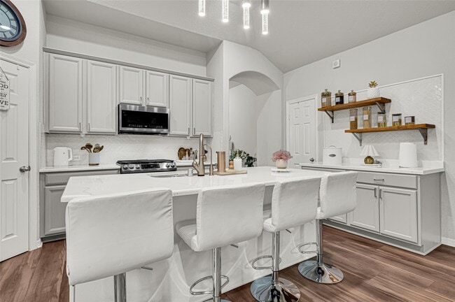 Building Photo - 5522 Little Creek Ct