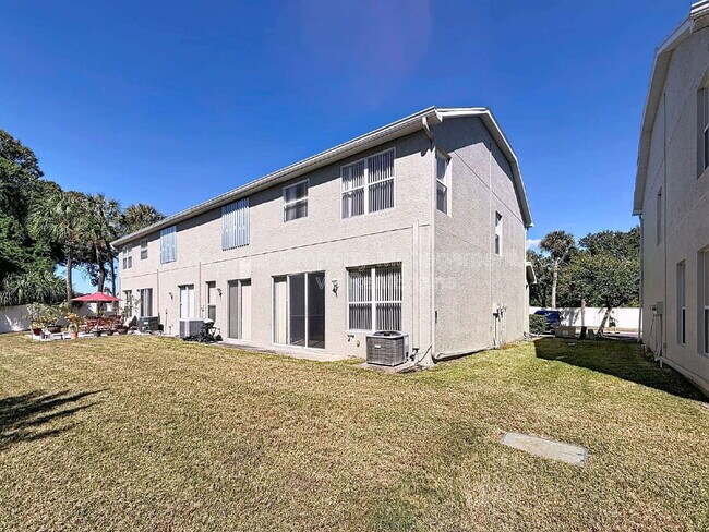 Building Photo - 8722 Eleanor Ct