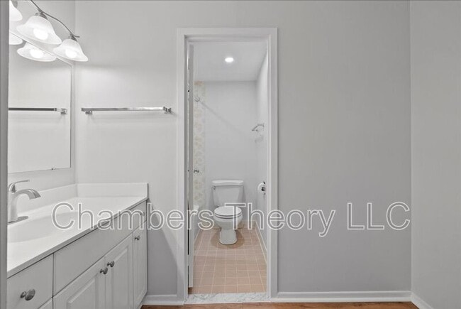 Building Photo - 3705 S George Mason Dr