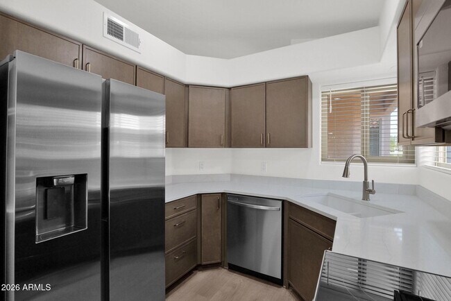 Building Photo - 12241 N Gambel Dr