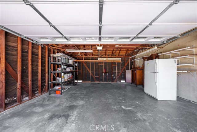 Building Photo - 1530 Elmsford Ave
