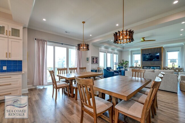 Building Photo - OFF-SEASON MONTHLY RENTAL - IT'S A BIG DILL!!