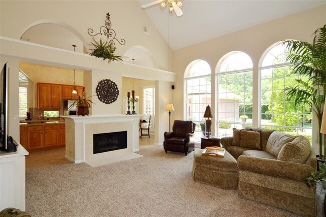 Building Photo - 4103 Walnut Pond Dr