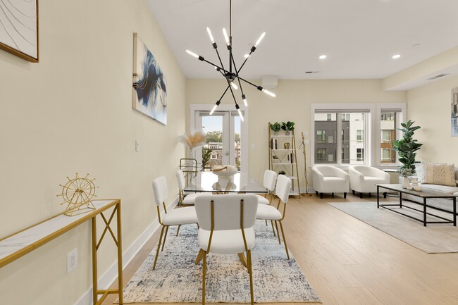 Building Photo - 822 Kennedy St NW