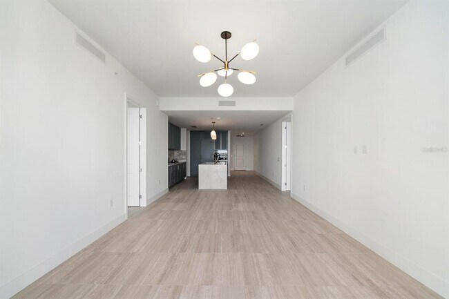 Building Photo - 3015 S Ysabella Ave