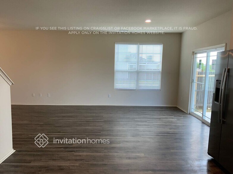 Building Photo - 2820 Englefield Green Dr