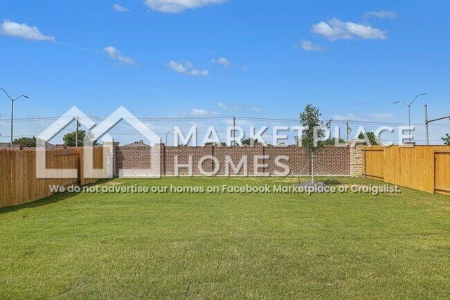 Building Photo - 10828 Gray Mare Dr