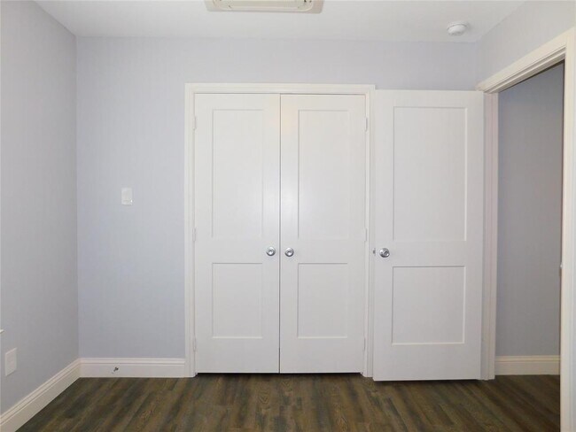 Building Photo - 410 Fulton St