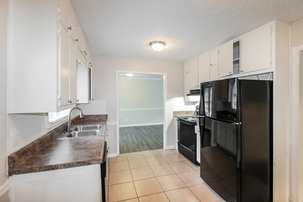 Building Photo - 2918 High Brook Way SE