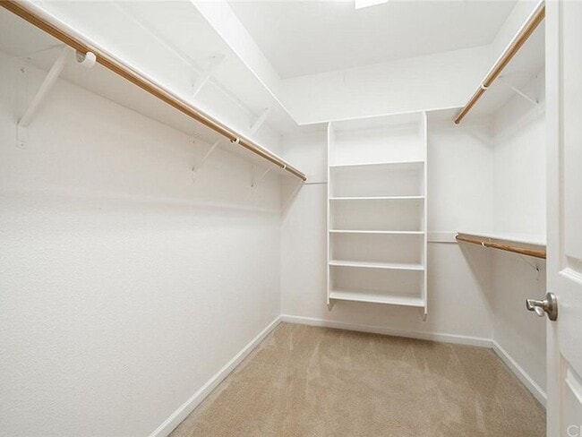 Building Photo - 109 Sterling Oaks Dr