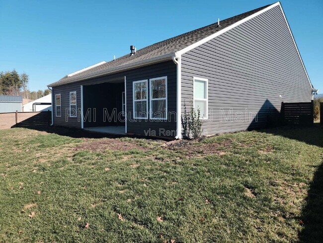 Building Photo - 299 Ridgeview Ln