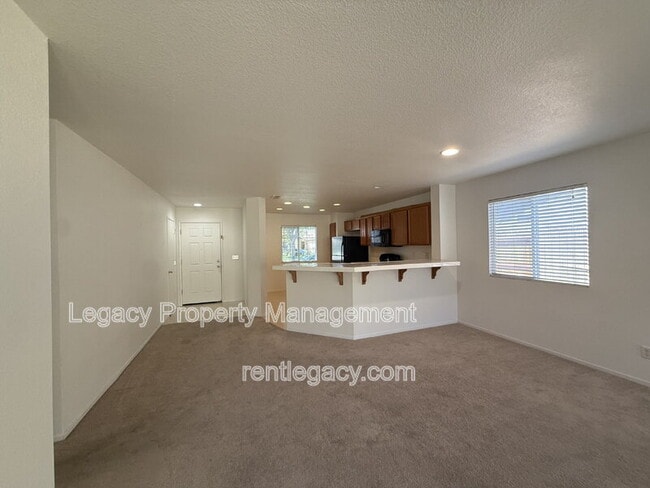 Building Photo - 4329 Middlebury Way