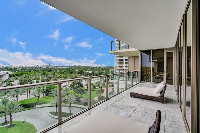 Building Photo - 9705 Collins Ave