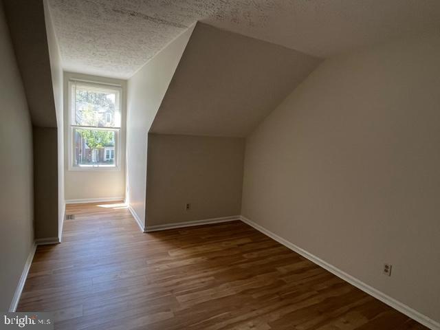 Building Photo - 406 Williamsburg Ct