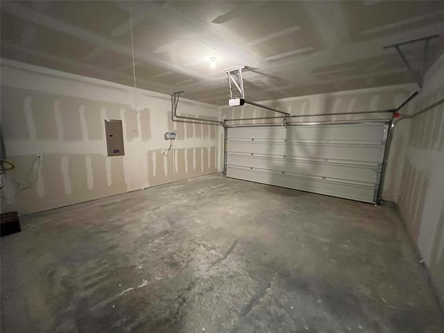 Building Photo - 1520 Van Gogh Dr