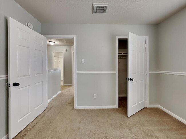 Building Photo - 5003 Hauna Ln