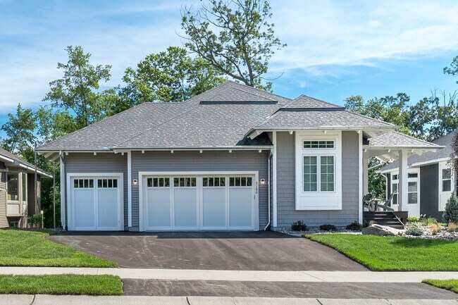 Primary Photo - 5145 Ranchview Ln N