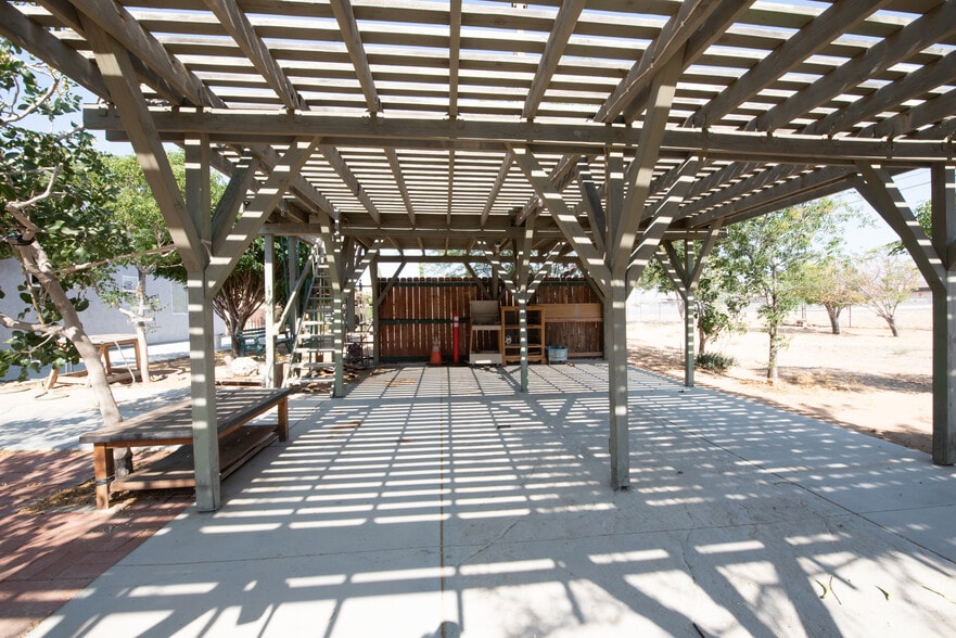 Building Photo - 21667 Laguna Rd