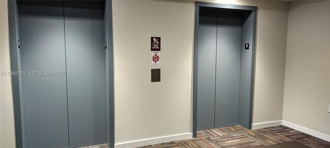 Building Photo - 7661 NW 107th Ave