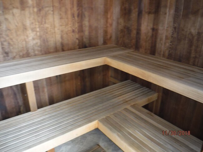 Building Photo - 1760 S Beretania St.