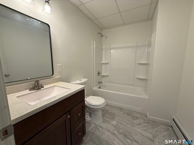 Building Photo - 53 Mahl Ave