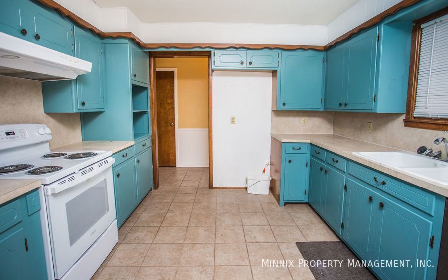 Building Photo - 4816 8th St