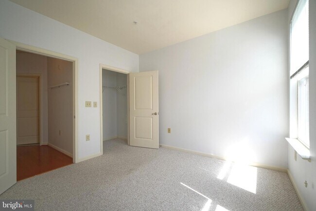 Building Photo - 2665 Prosperity Ave