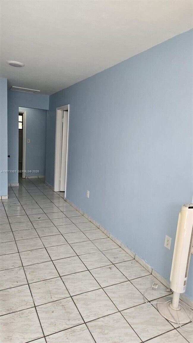 Building Photo - 1345 NW 28th St