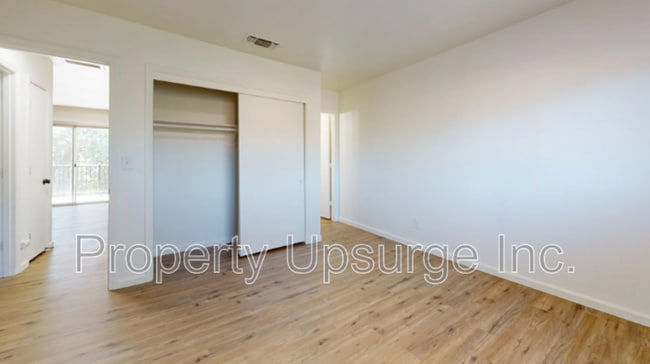 Building Photo - 1063 Del Sol Pl