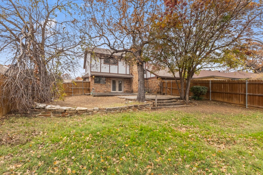 Building Photo - 4 Hickory Hills Blvd