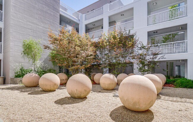 Building Photo - Large Santa Clara 1 Bedroom Condo in River...