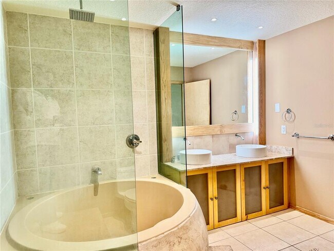 Building Photo - 101 Palm Harbor Pkwy