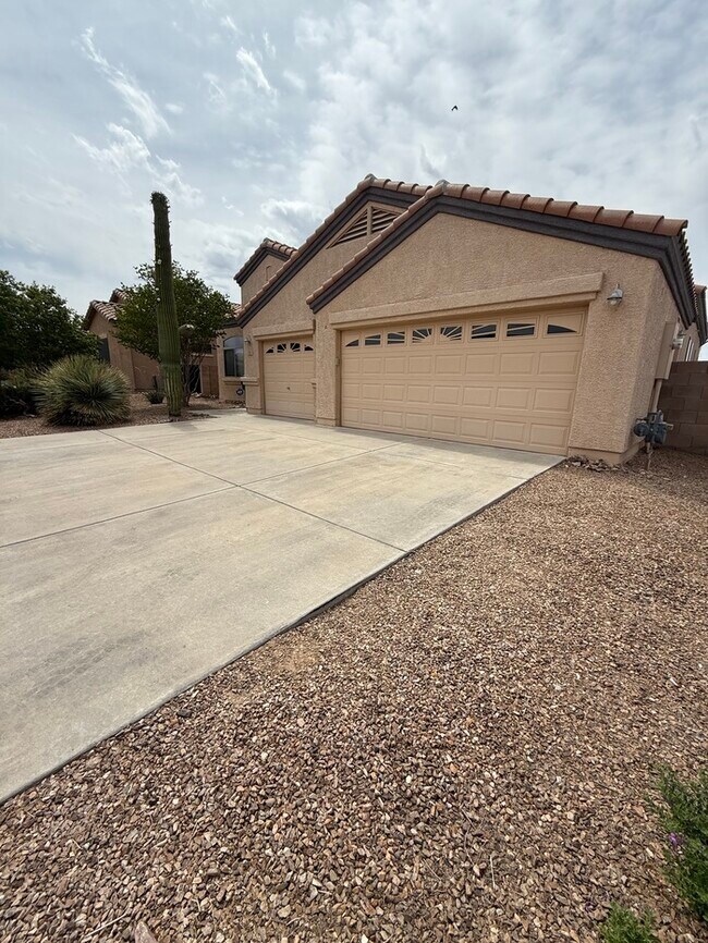 Primary Photo - HOUSE FOR RENT