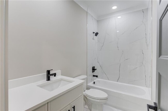 Building Photo - 37 Deer Cyn Dr