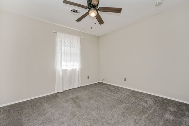 Building Photo - Spacious Puckett West Home For Lease