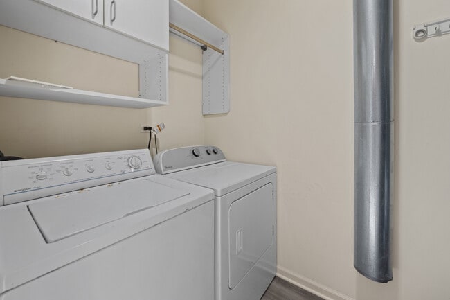 Building Photo - 2295 Twilight Dr